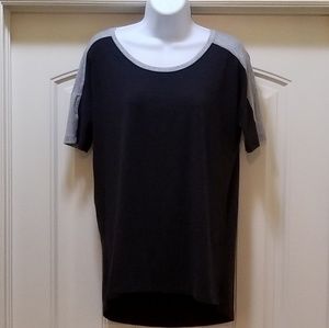UA Black & Heathered Gray loose fit soft tee